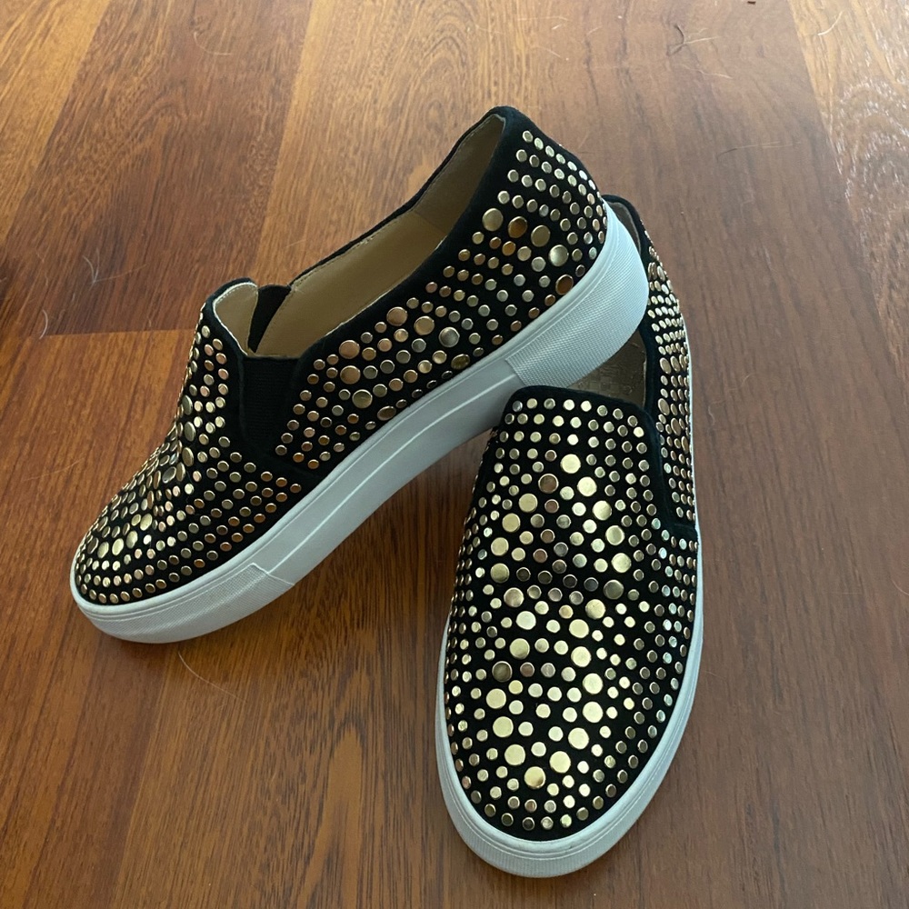 Vince camuto slip ons